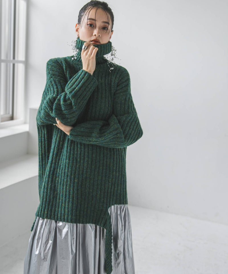 カットオフデザインハイネックメランジニット