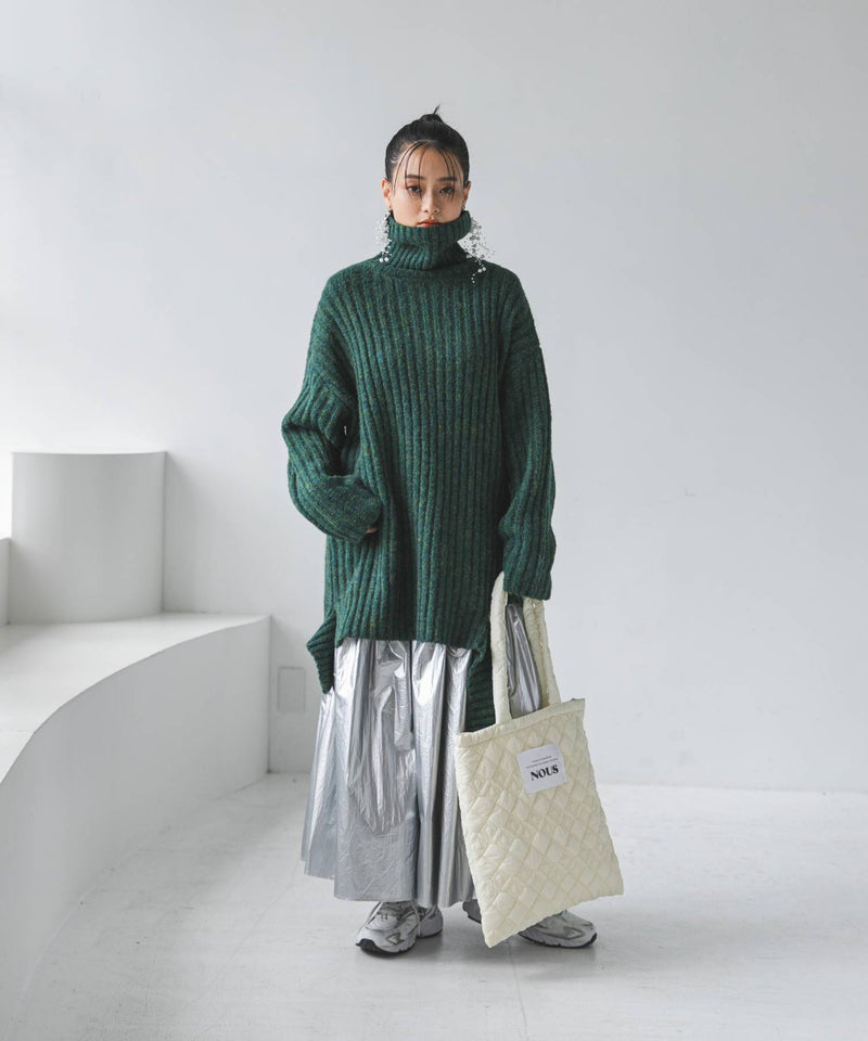 カットオフデザインハイネックメランジニット