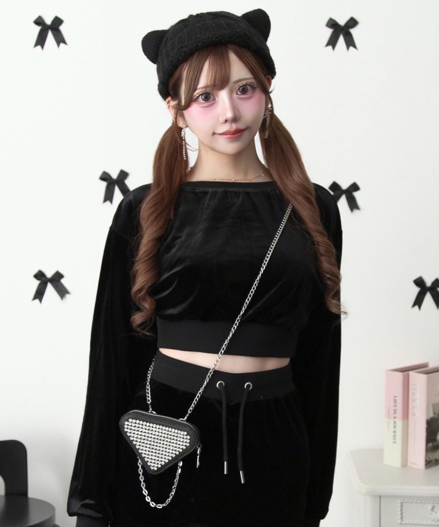 エンボスロゴベロアセットアップ – レディースファッション通販の夢