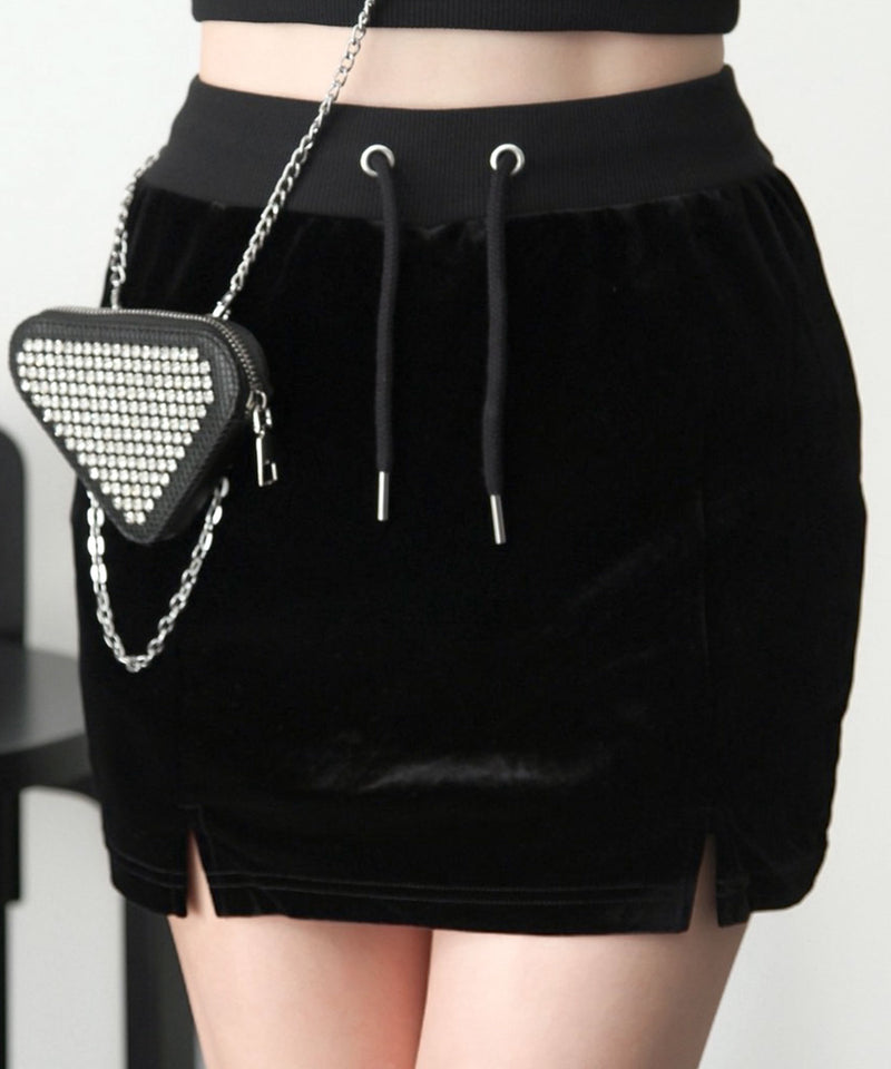 エンボスロゴベロアセットアップ