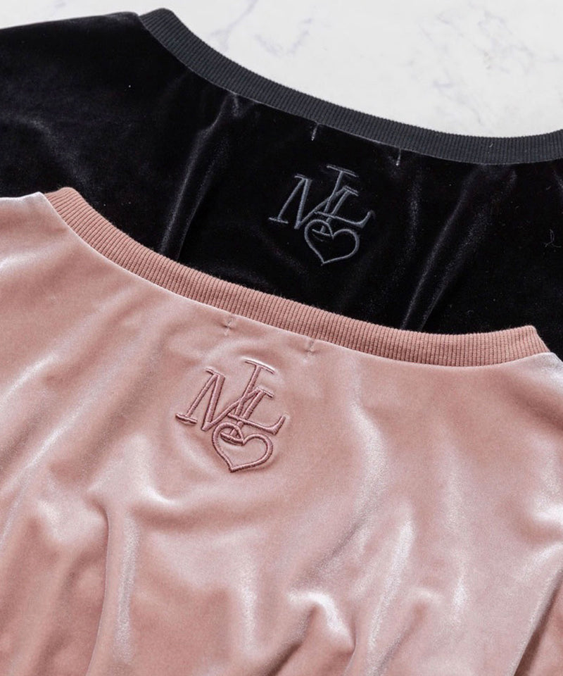 エンボスロゴベロアセットアップ