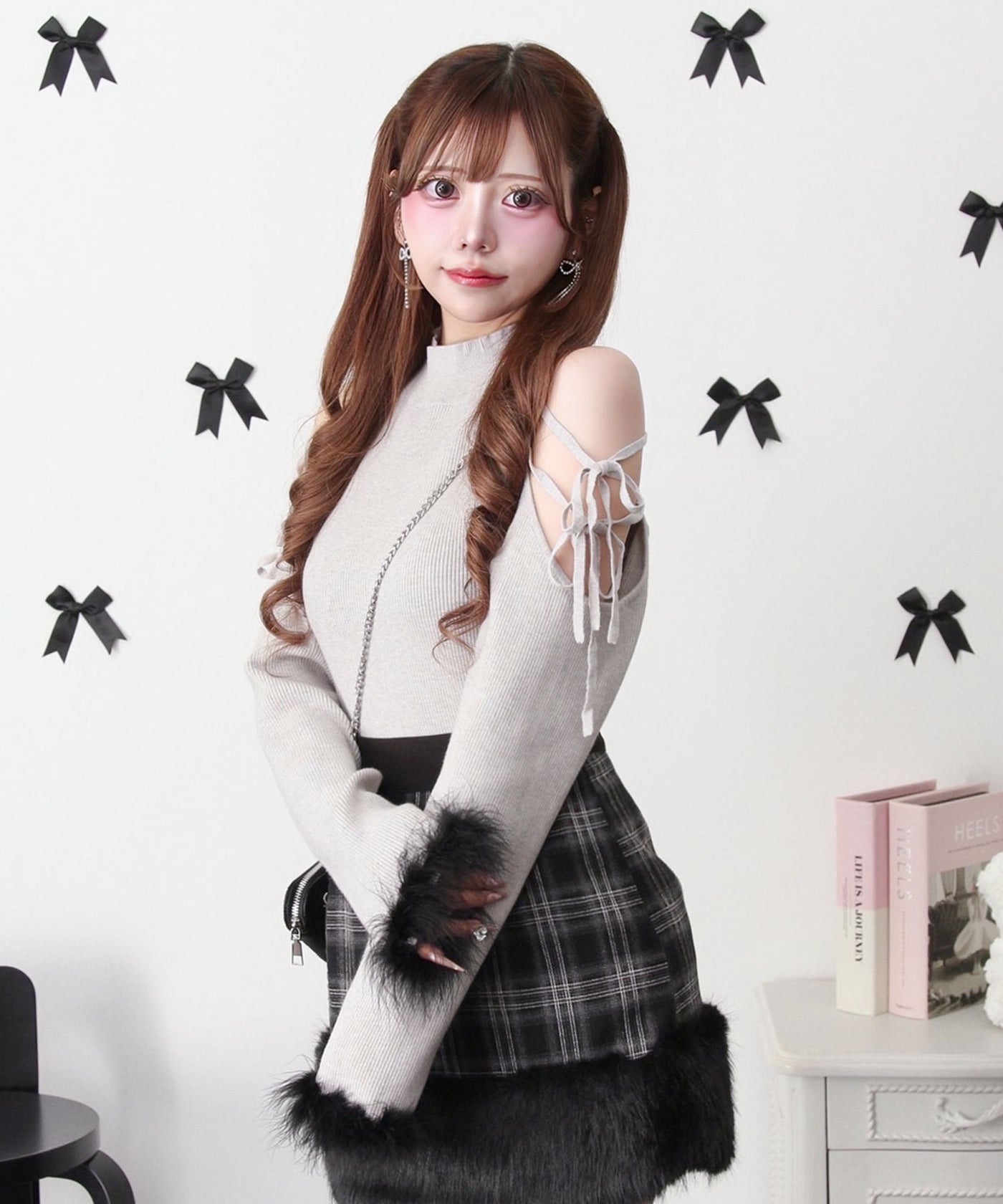 bulbubu ハートリボンフリルハイネックTee xxsサイズ リボン＆ビジュー付きレースフリルハイネックカットソープルオーバー