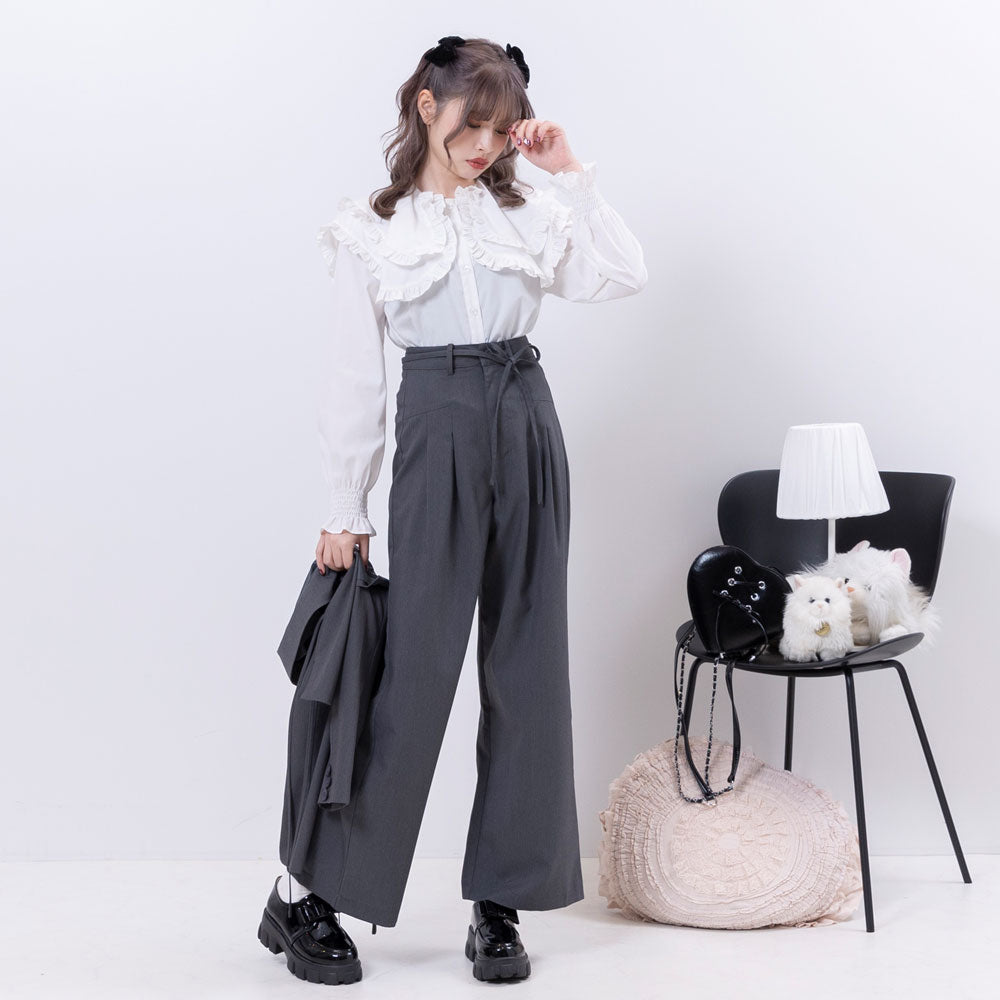 【新品タグ付き】【雑誌掲載】リボンベルト付タックパンツ 新品タグ付き】リボンベルト付タックパンツ