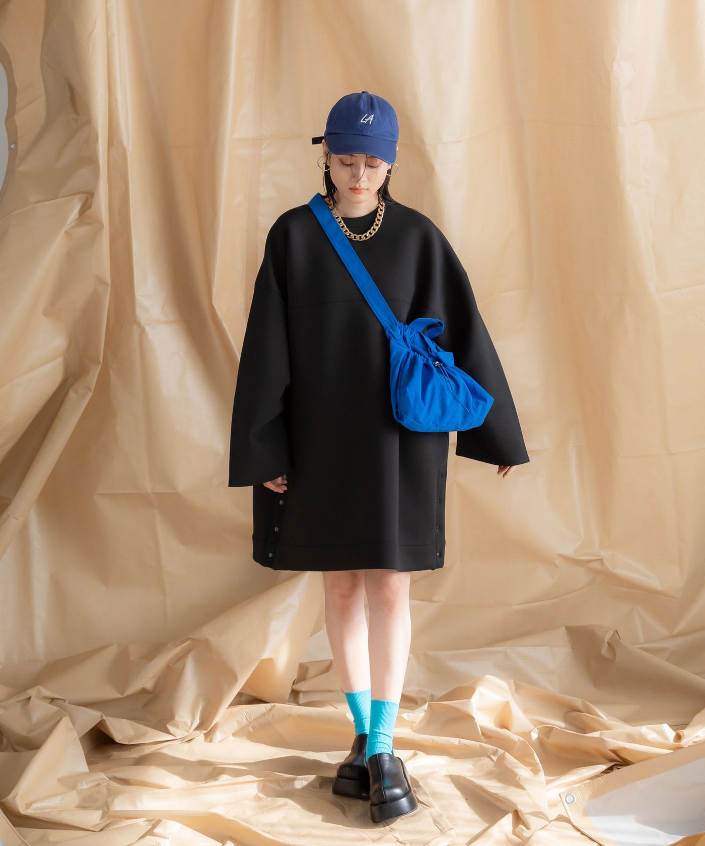 新品未使用【上下セット】スリーピングモンスターワンポイントセットアップ 最上もが着用】ボンディングタックスリーブミニワンピース