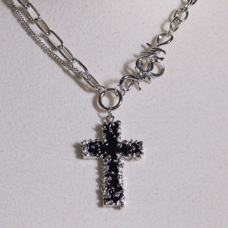 十字架チェーンネックレス