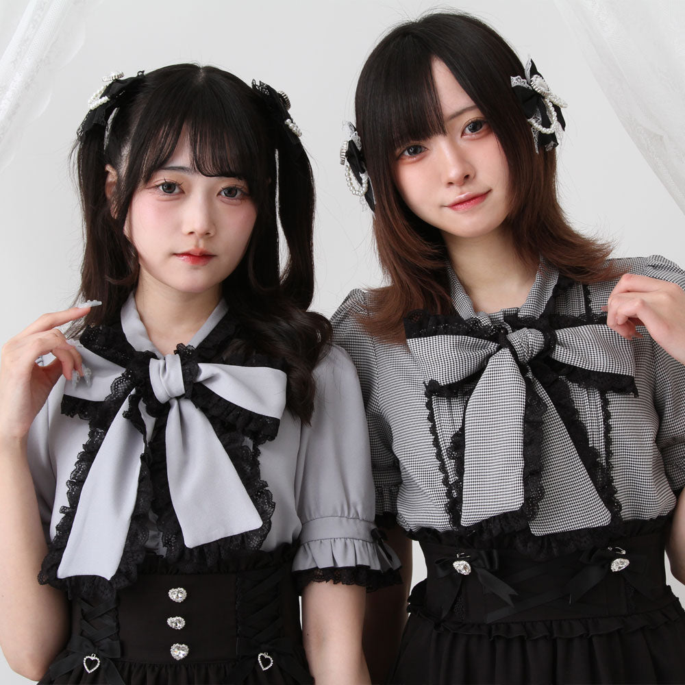 新春セール】レースフリルたっぷり上品ボウタイリボンブラウス