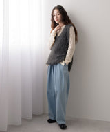 フェザーヤーンVネックベスト【ニット】