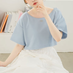 ブルー