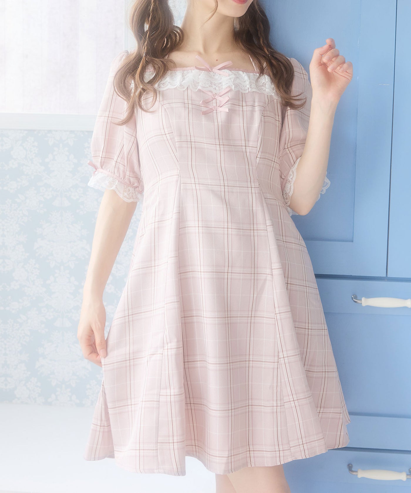 7/21 10:59まで限定価格】ホルターネックレースフリルワンピース