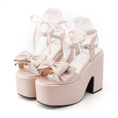 ピンクベージュ