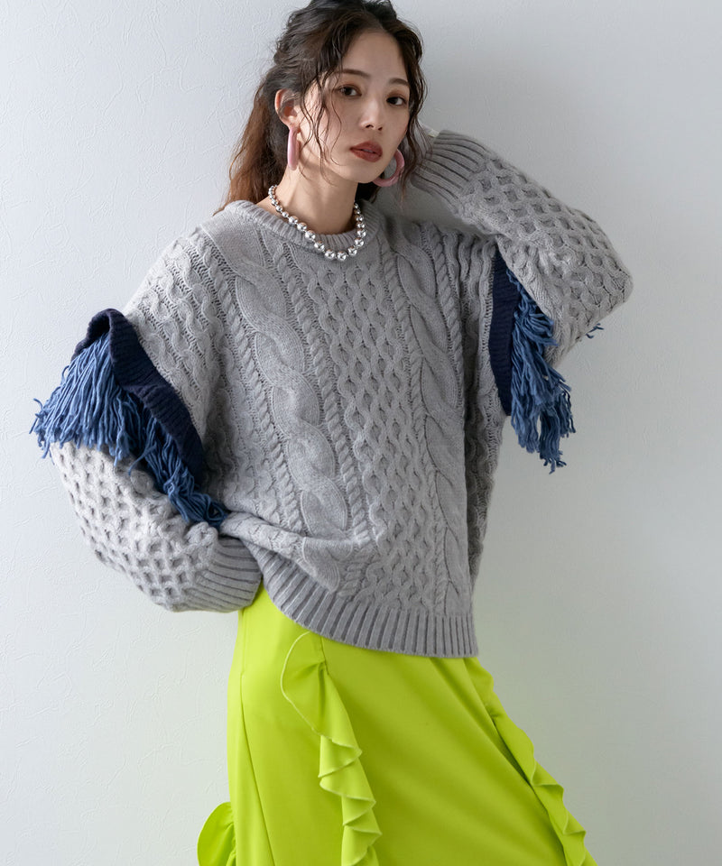 フリンジスリーブハニカムボリュームニット
