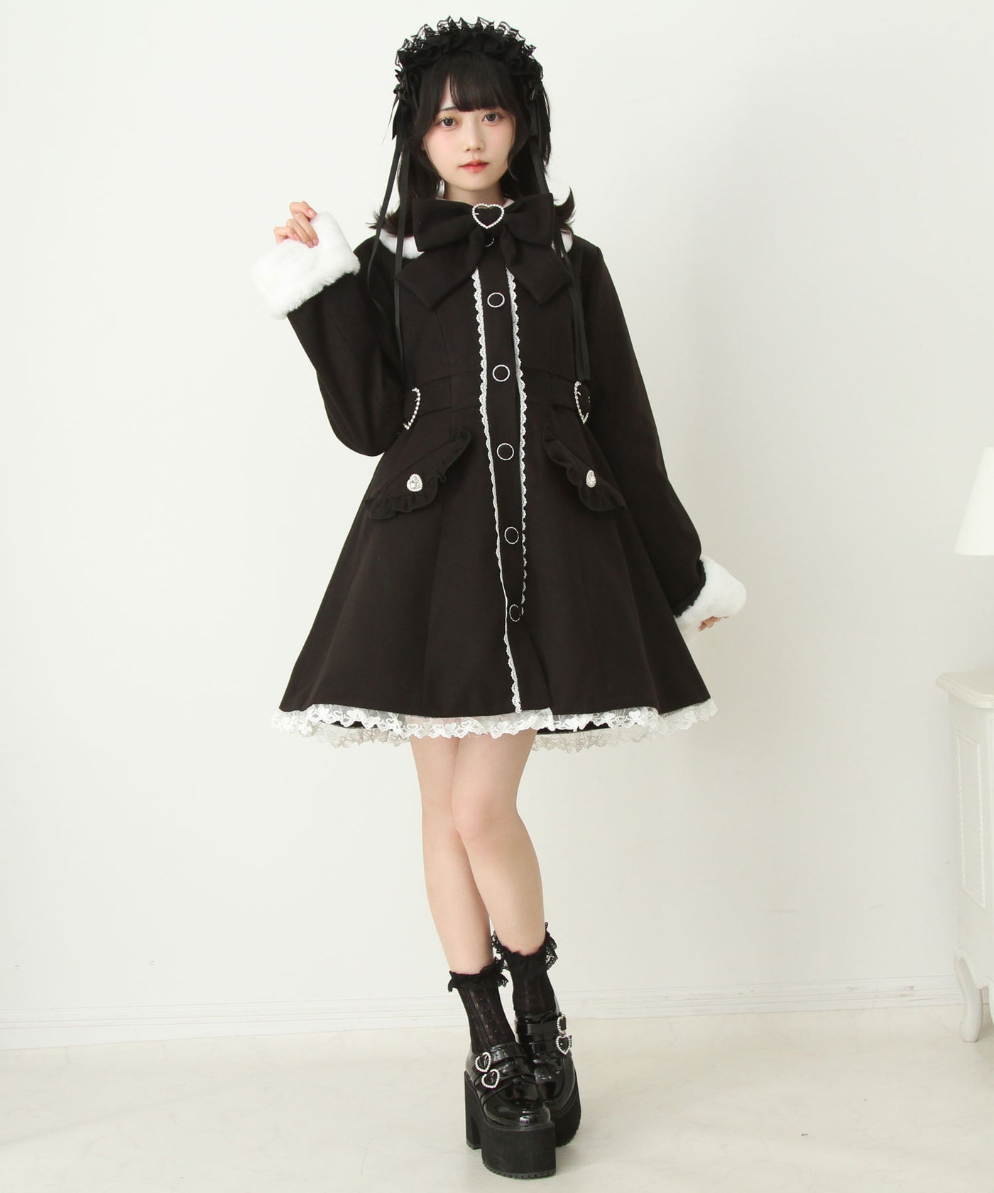 sweet love フリルコート　黒 ハートたっぷりフリルAラインファーコート – レディースファッション