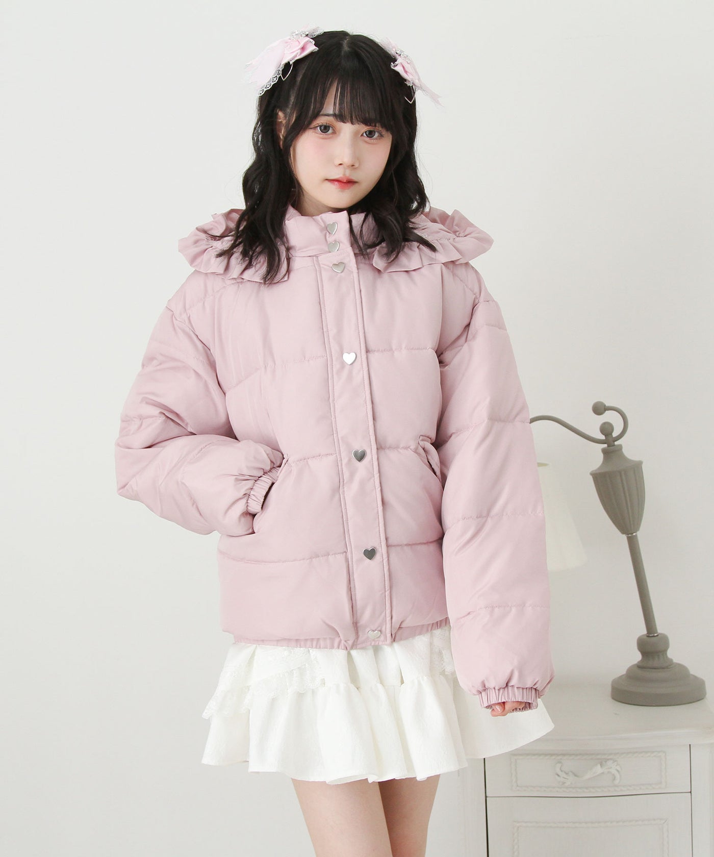 I19 美品 M 9 レオナール 花柄 中綿入り アウター レディース I19 美品 M 9 レオナール 花柄 中綿入り アウター レディース