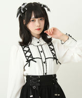 レースアップフリル襟ブラウス