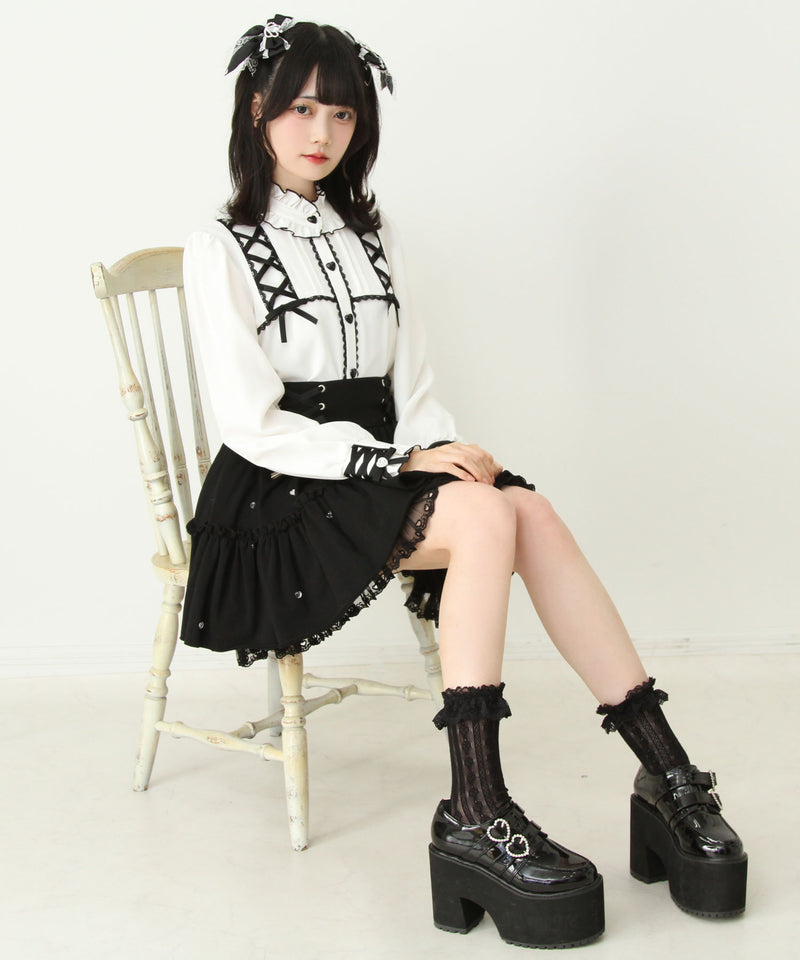 レースアップフリル襟ブラウス