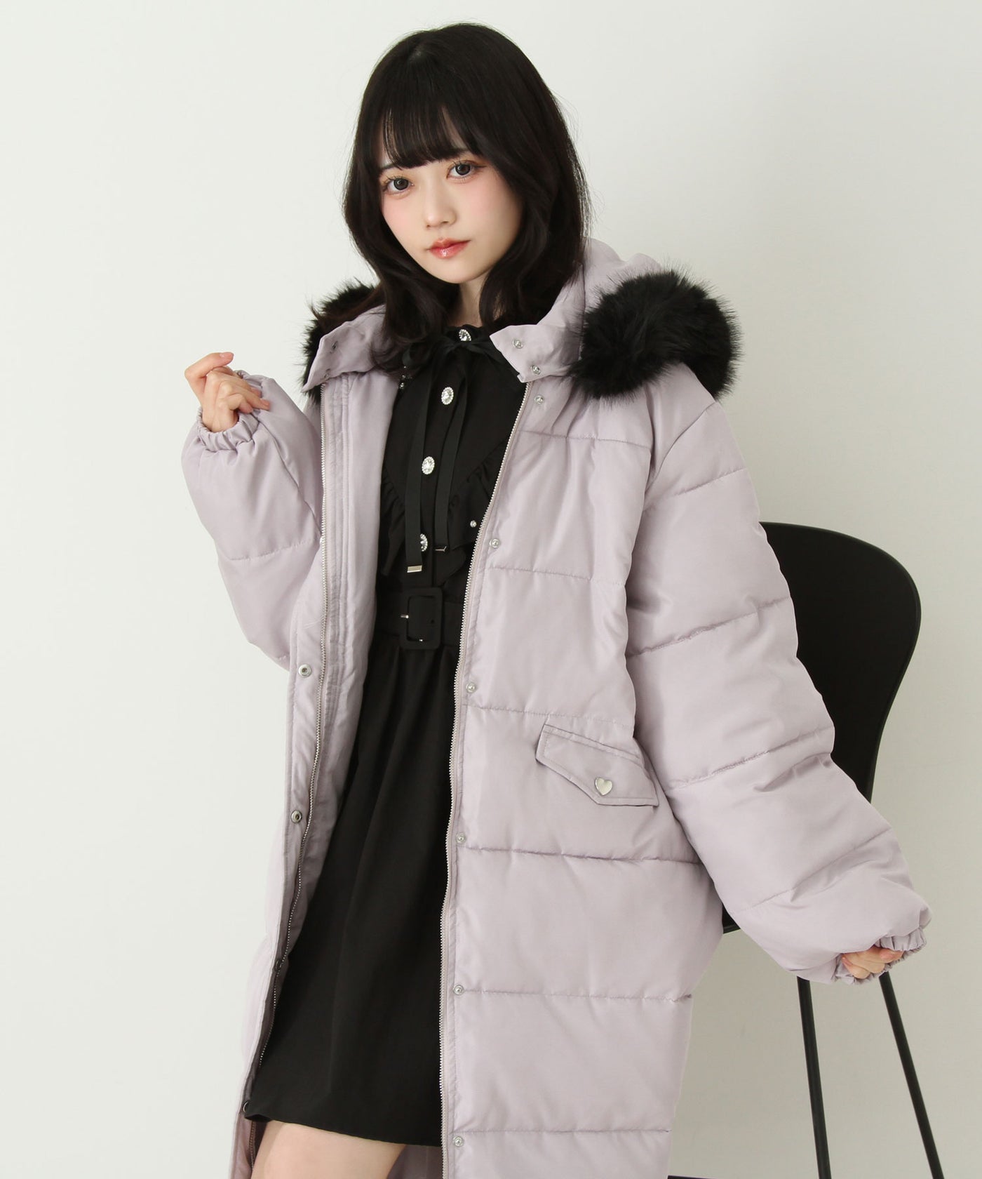 ファー付きダウンコート ファー付きハートスタッズロングダウンコート – レディース