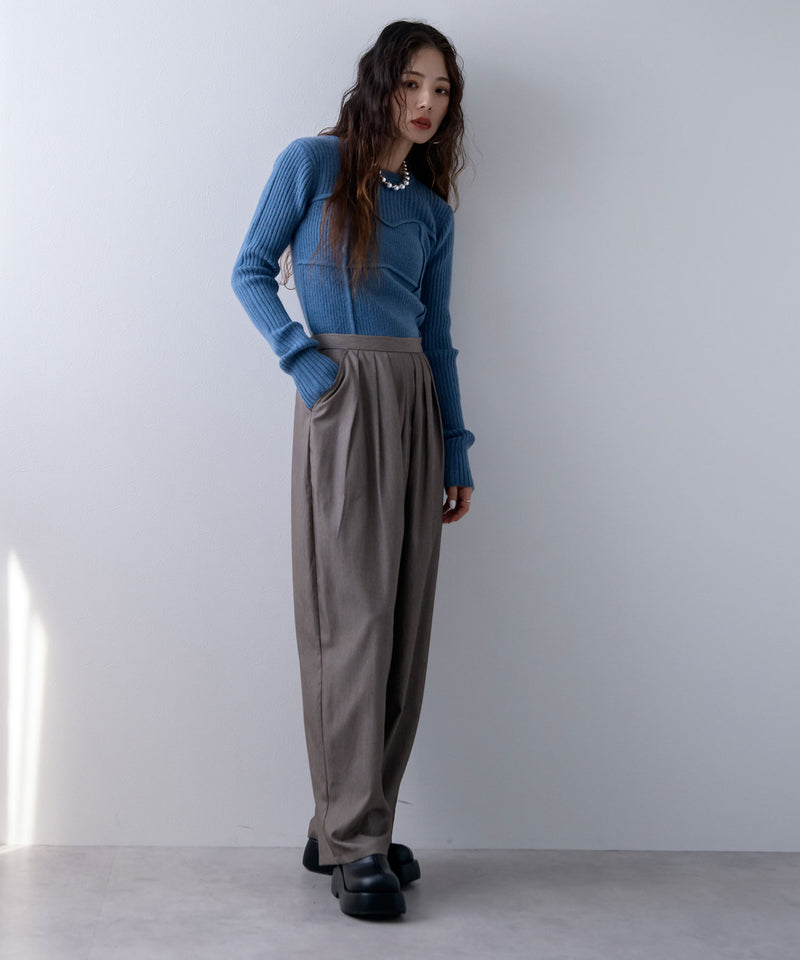 スリータックカーブスラックスパンツ