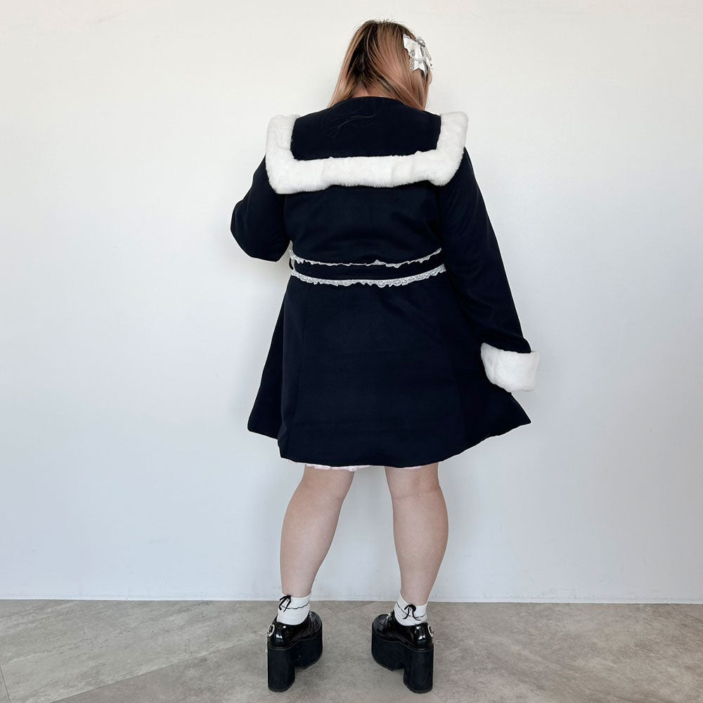 新品タグ付き DearMyLove ハートバックルベルトセーラーファーコート ハートバックルベルトセーラーファーコート – レディース