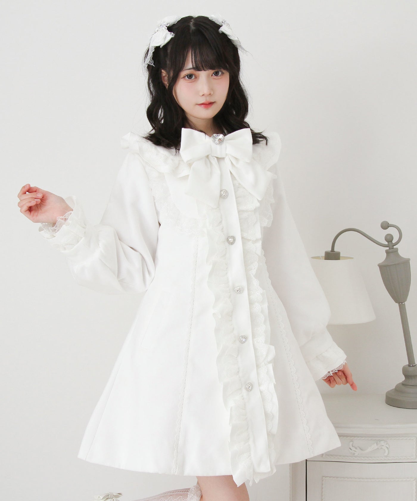 丸襟ヨークリボンフリルコート – レディースファッション通販の夢展望