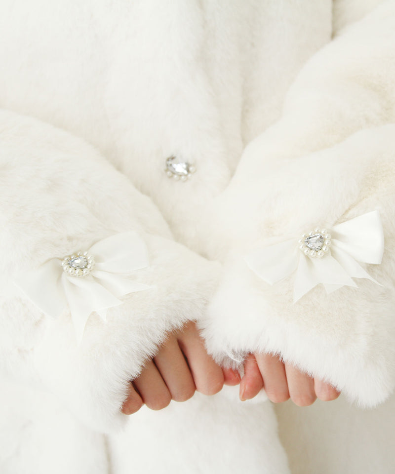 キラキラビジュー襟デザインファーコート