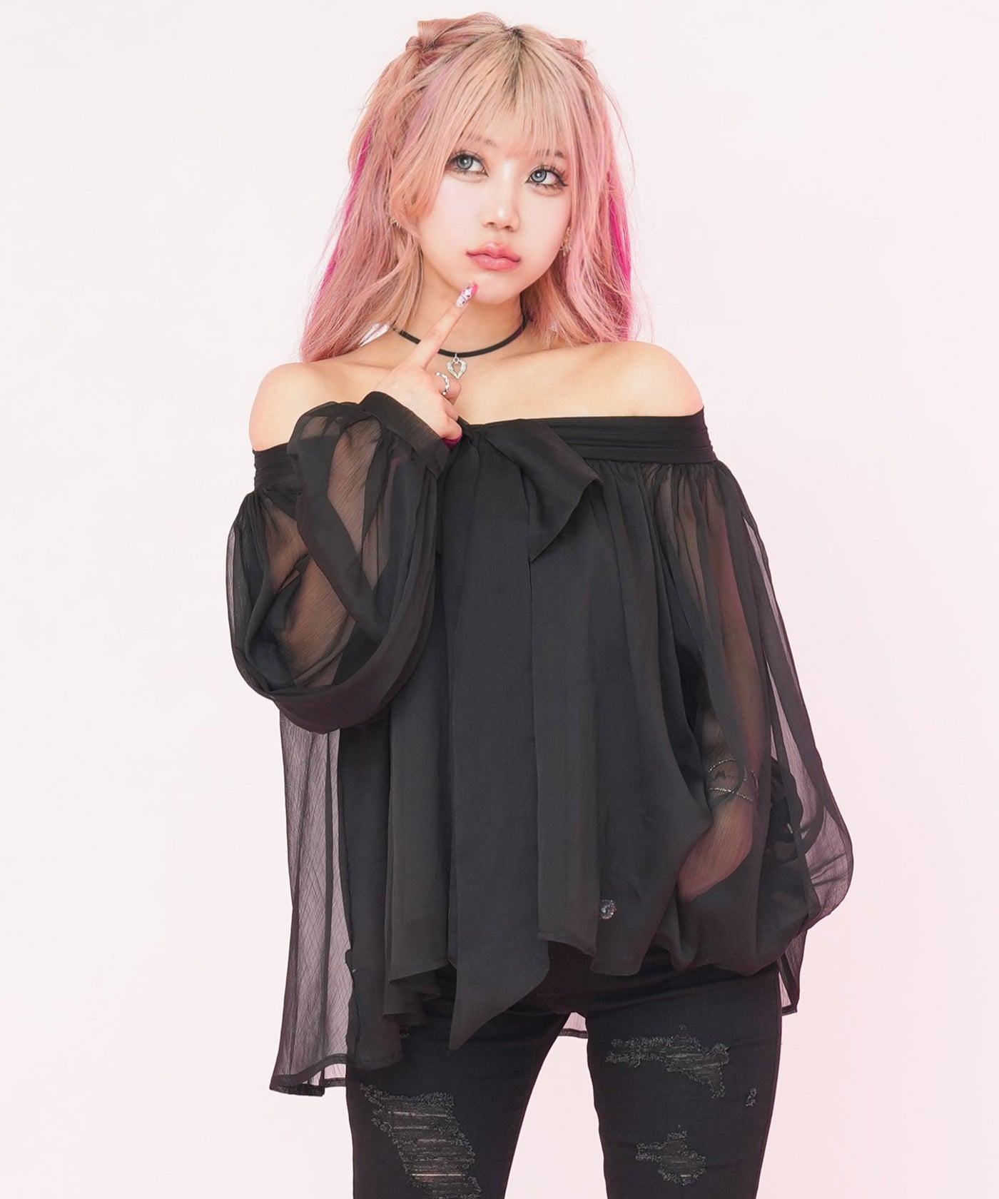 新品未使用⭐︎LAPEAU DEGEMボリュームスリーブシャーリングブラウス LA PEAU DE GEM】ボリュームスリーブシャーリングブラウス