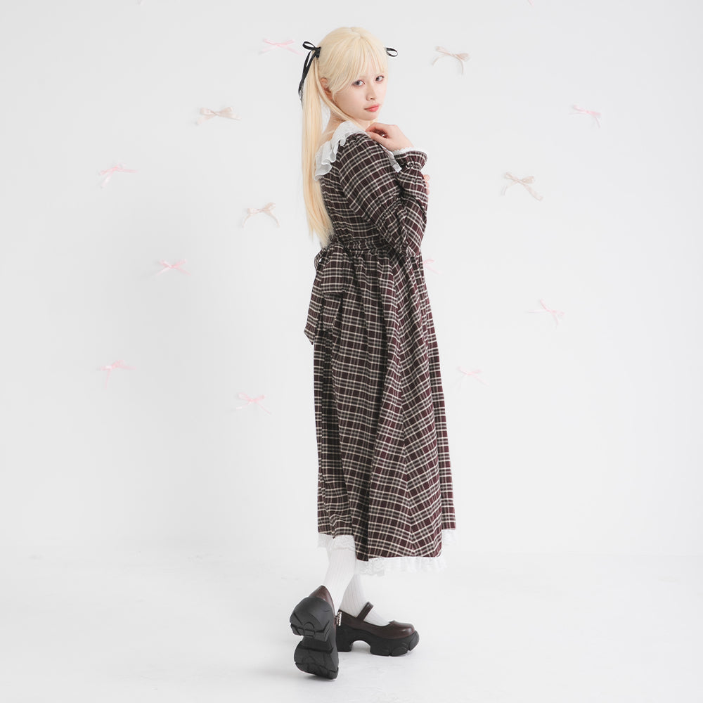 チェック柄ワンピースと黒レースワンピースセット チェック柄ワンピースと黒レースワンピースセット