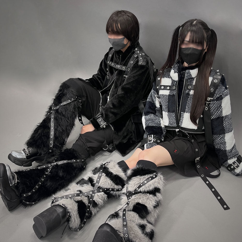 夢展望 Deviants スタッズクロスフレードファー レッグウォーマー スタッズクロスブレードファーレッグウォーマー – レディース