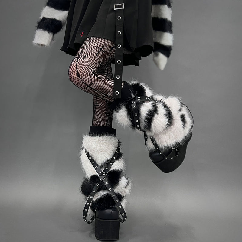 スタッズクロスブレードファーレッグウォーマー – レディース