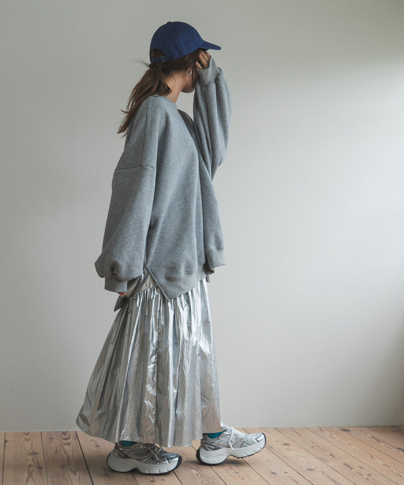 オーバーサイズスウェットプルオーバー