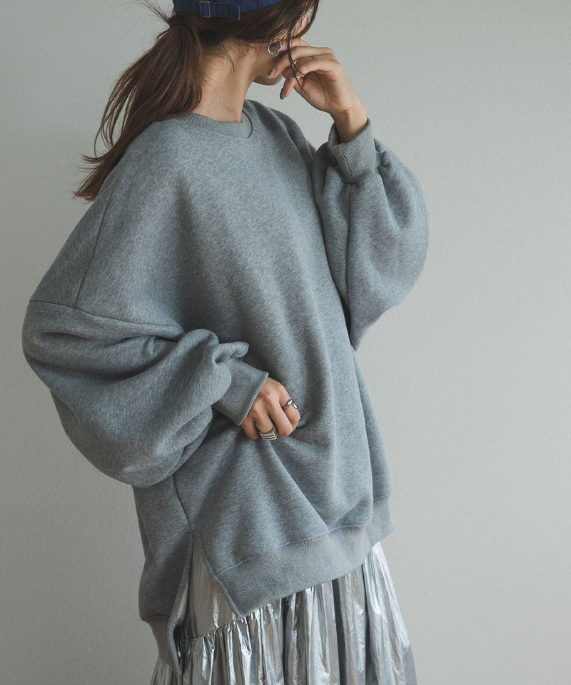 オーバーサイズスウェットプルオーバー