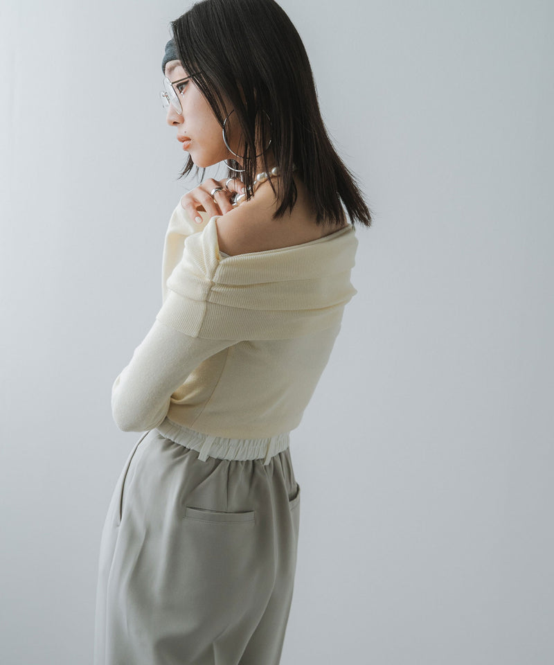 【最上もが着用】くしゅくしゅオフショルプルオーバーニット