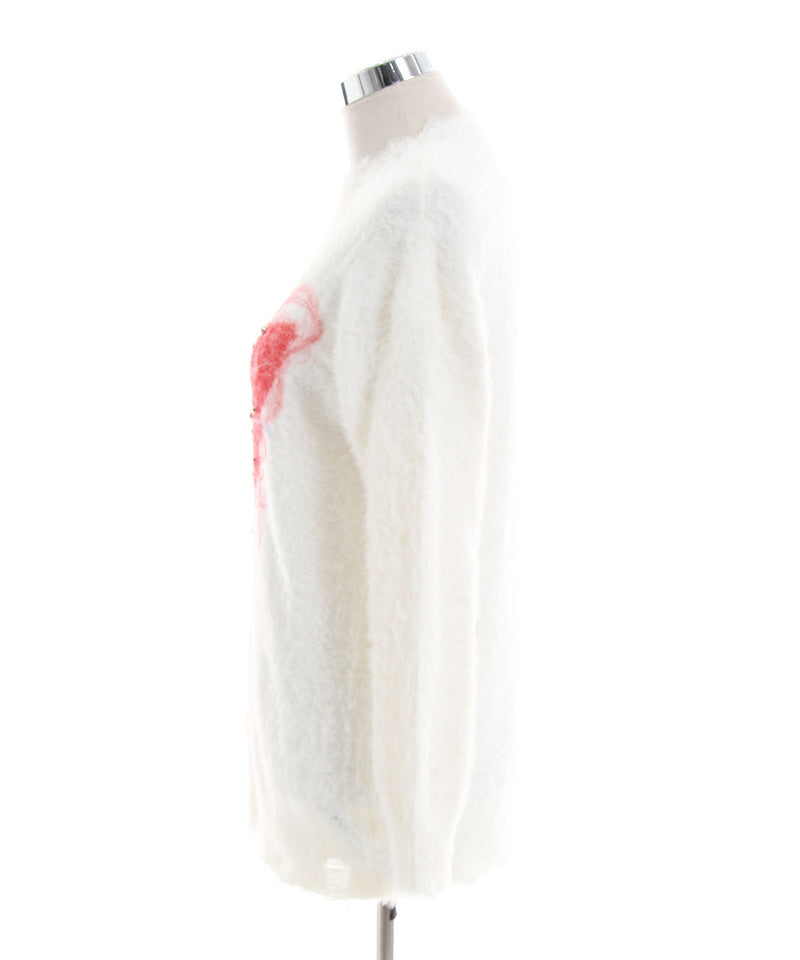 ふわふわダメージ加工バタフライビジューニットトップス