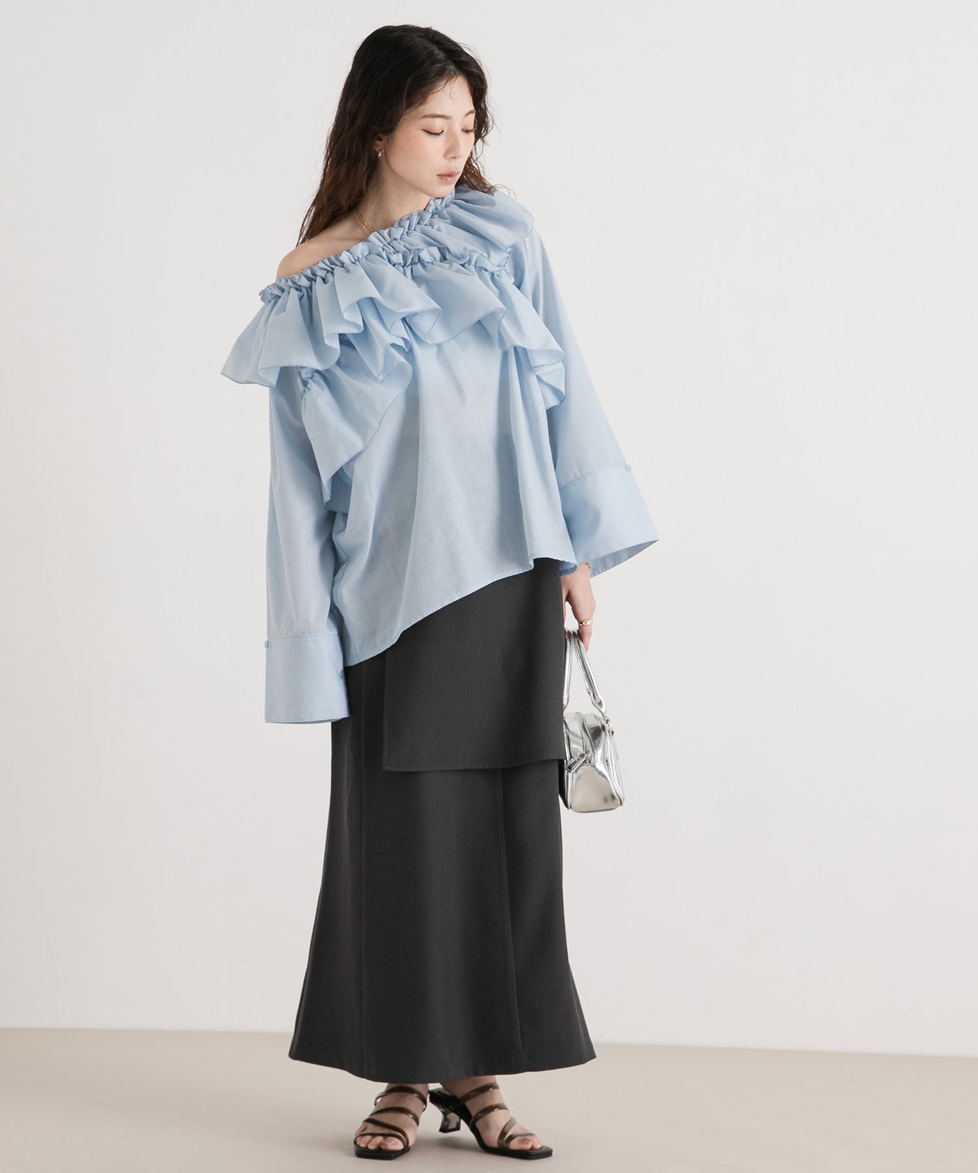 Me♡shéller 2wayオフショルフリルブラウス 2wayオフショルフリルブラウス – レディースファッション通販の