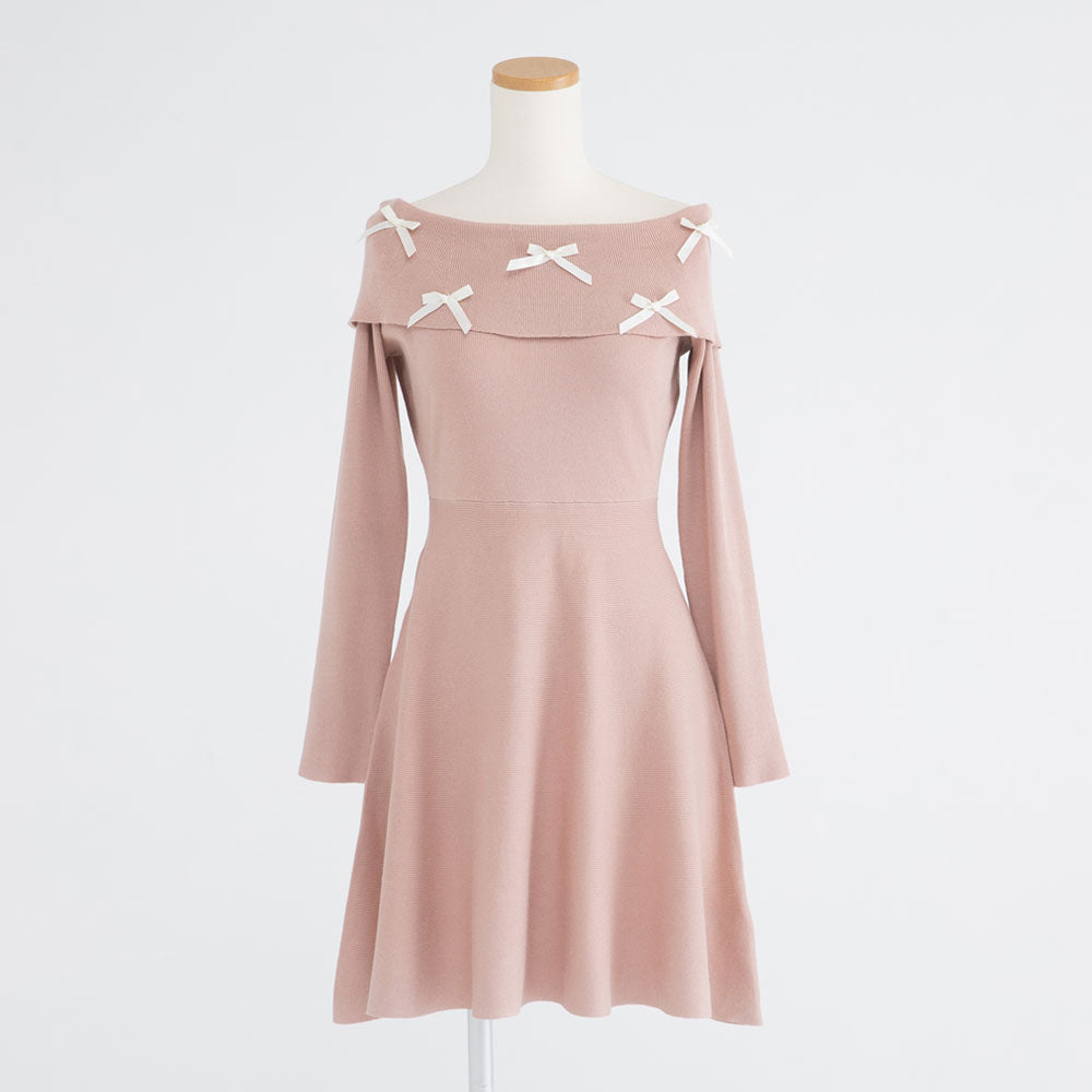 M me eme オフショルリボンラメニットワンピース（PNK） M me eme オフショルリボンラメニットワンピース（PNK）