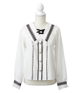 角襟クモレーススタッズブラウス