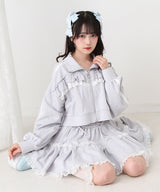 ハイネックフリルレースリボンパーカー