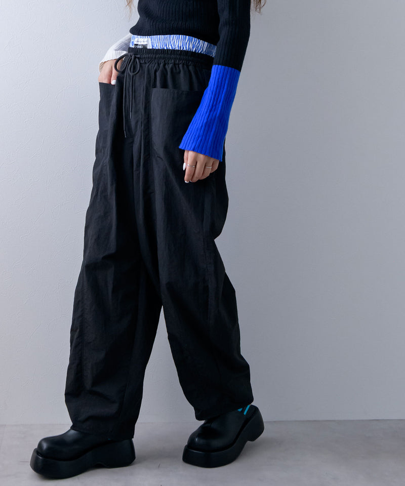 【最上もが着用】カーブレイヤードナイロンパンツ