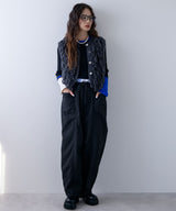 【最上もが着用】カーブレイヤードナイロンパンツ