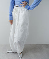 【最上もが着用】カーブレイヤードナイロンパンツ