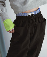 【最上もが着用】カーブレイヤードナイロンパンツ