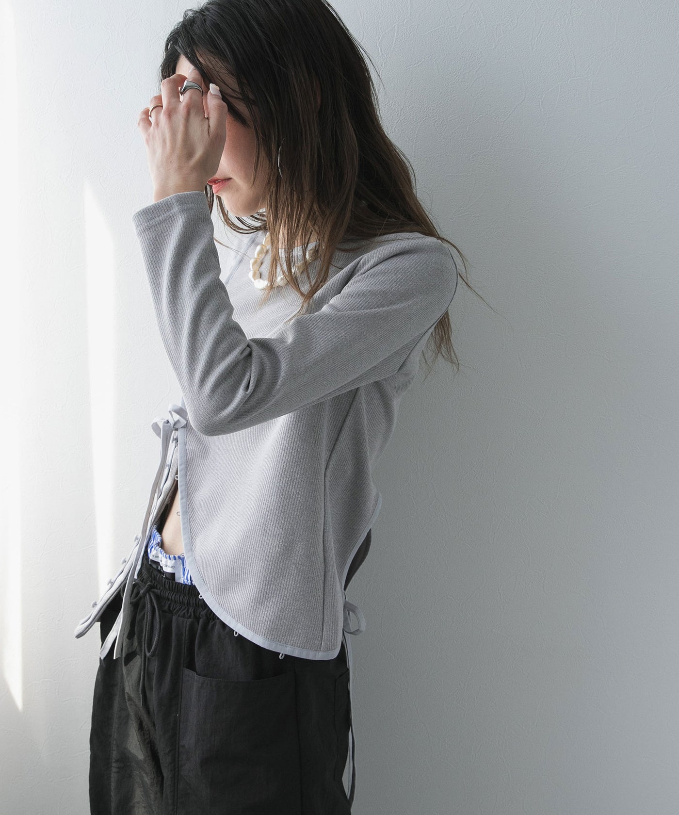 ドーフィーヌデザインカットリブトップス – レディースファッション