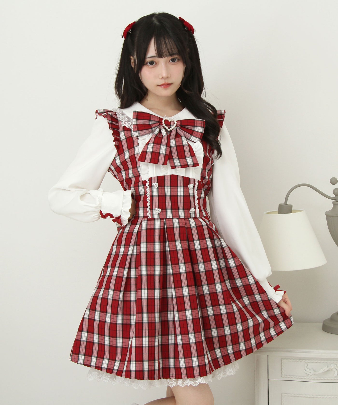 ハンドメイド作家 ariaribanana リボンとちょうちょのワンピース ハンドメイド作家 ariaribanana リボンとちょうちょのワンピース