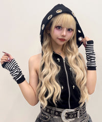 ブラック