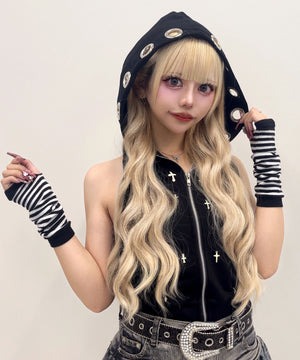 強めギャル十字架×ハトメトップス