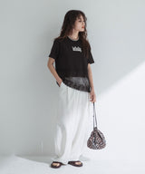 ロゴ刺繍裾レース付きTシャツ