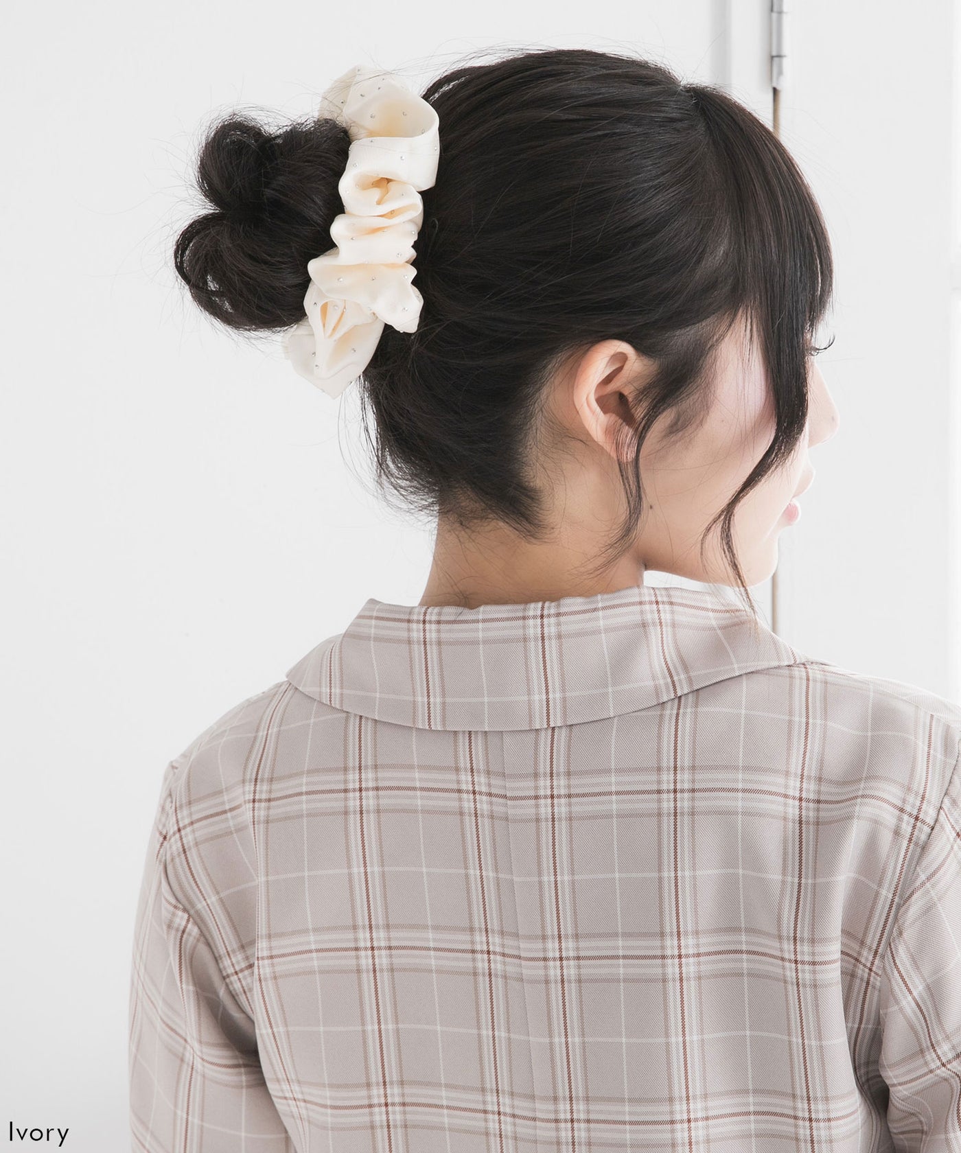 ラインストーンサテンシュシュ – レディースファッション通販の