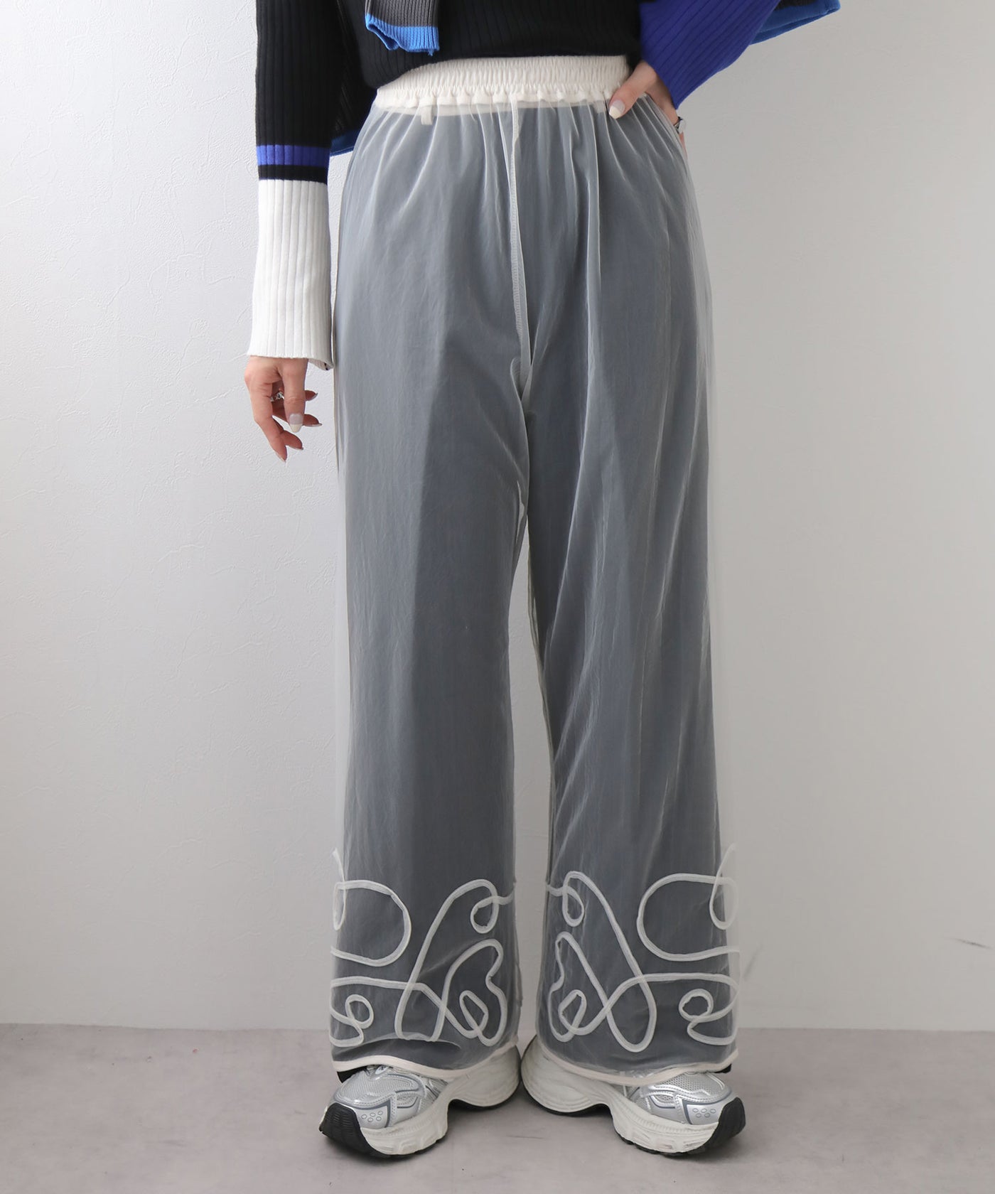 予約 12/17発送】【メール便】裾コード刺繍チュールレイヤードパンツ