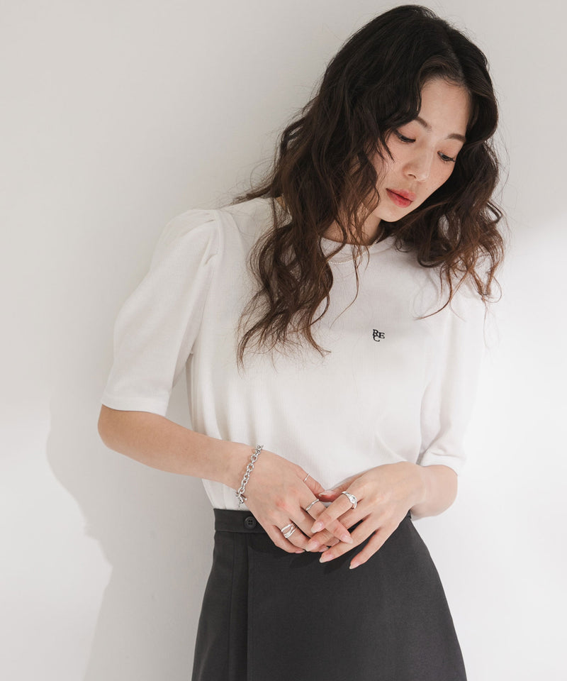 パフスリーブロゴ刺繍Tシャツ
