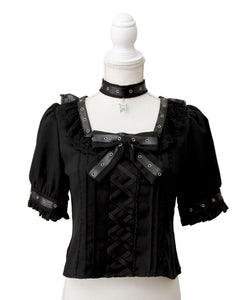 蝶々チャームチョーカーレースアップハトメブレードブラウス