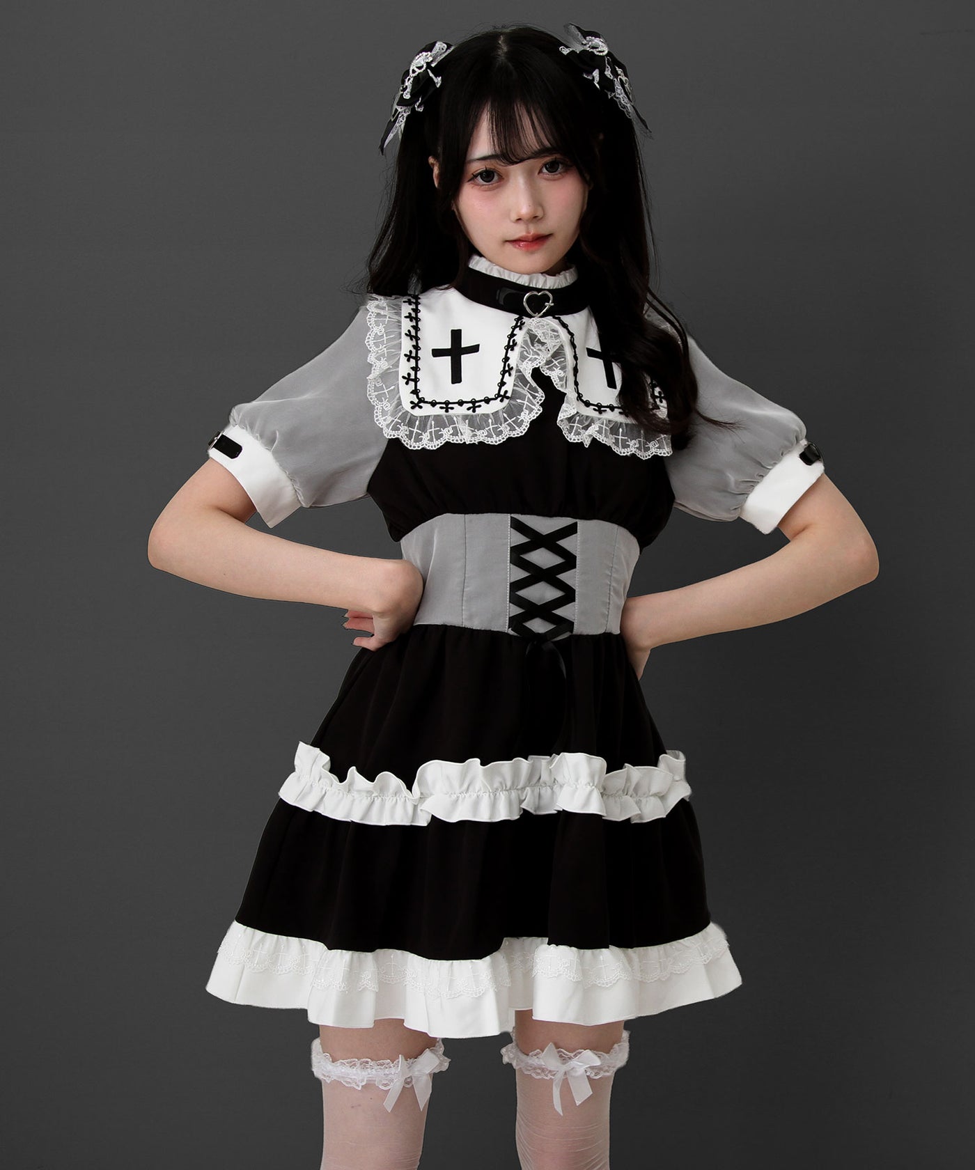ゴシック十字架レースアップティアード風ワンピース – レディース